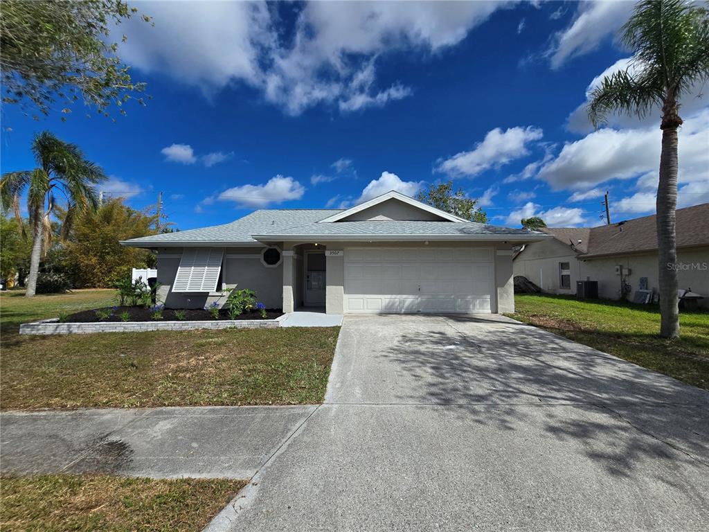 Picture of 3507 65Th Avenue Circle E, Sarasota, FL 34243