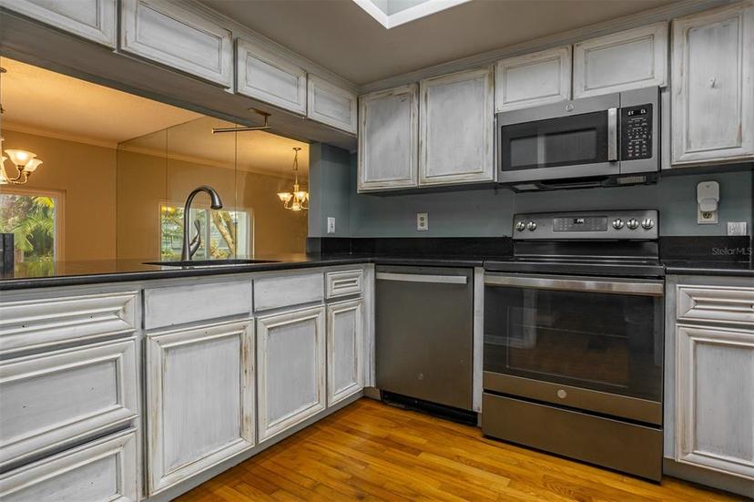 Picture of 5203 Bayshore Boulevard Unit 5, Tampa FL 33611
