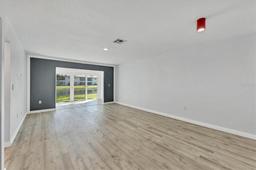 Picture of 275 Mission Trail W Unit G, Venice, FL 34285