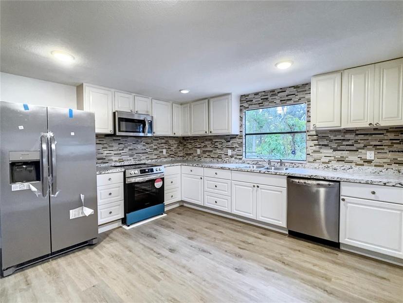 Picture of 11201 Blendale Dr, Riverview FL 33569
