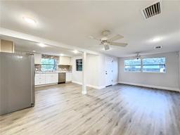 Picture of 11201 Blendale Dr, Riverview, FL 33569