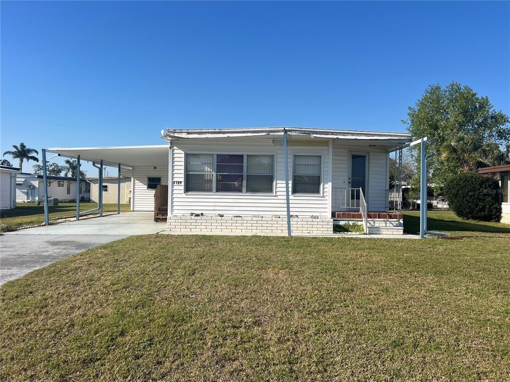 Picture of 1129 Elkhart Circle, Tavares, FL 32778