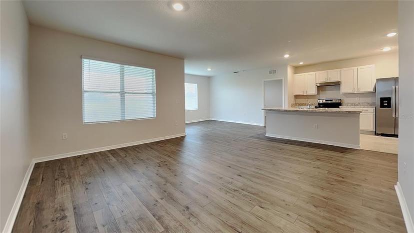 Picture of 1040 Cambridge Drive, Winter Haven FL 33881