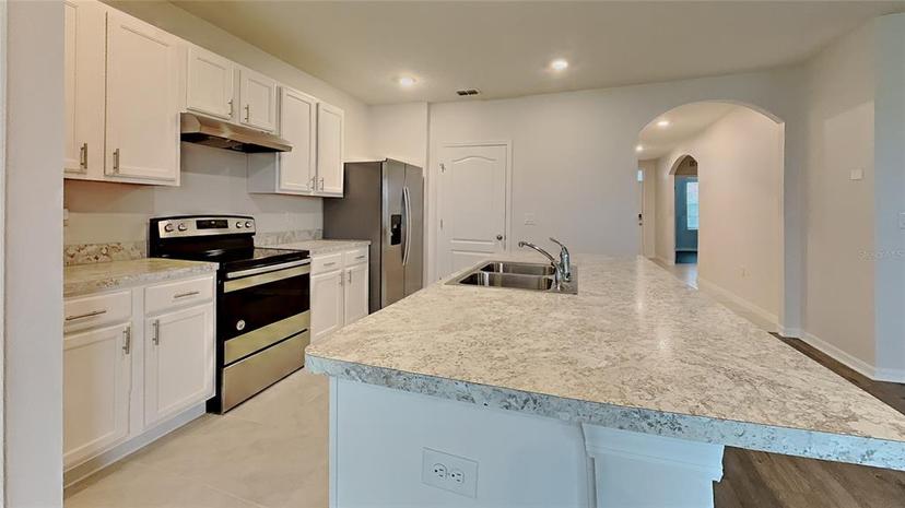 Picture of 1040 Cambridge Drive, Winter Haven FL 33881