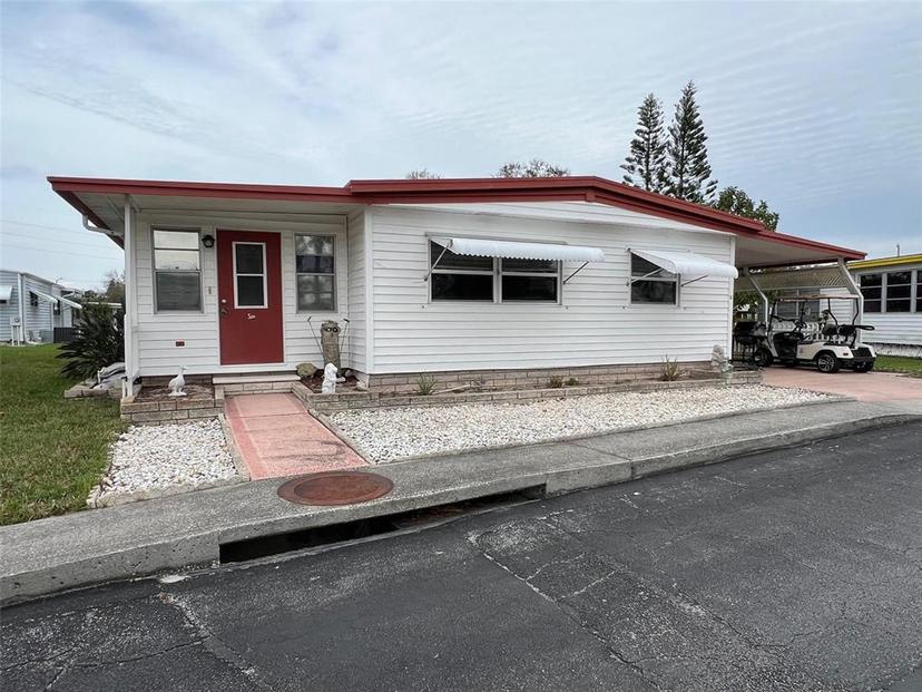Picture of 6 Thatch Palm Street E, Largo FL 33770
