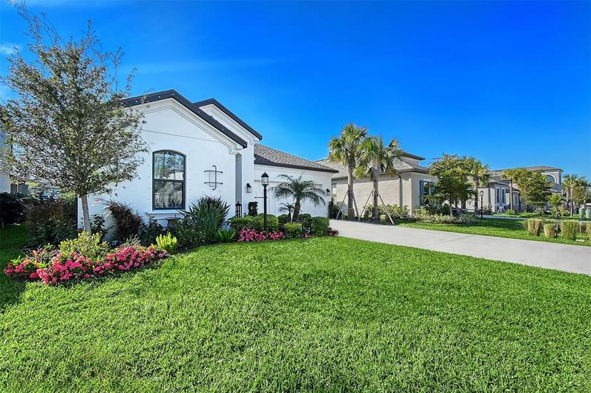 Picture of 6378 Grandview Hill Court, Bradenton FL 34203