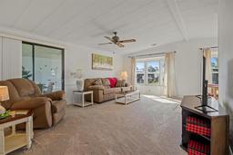 Picture of 6475 Peppertree Path Ne, Winter Haven, FL 33881