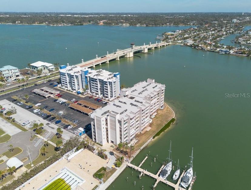 Picture of 500 Treasure Island Causeway Unit 402, Treasure Island FL 33706