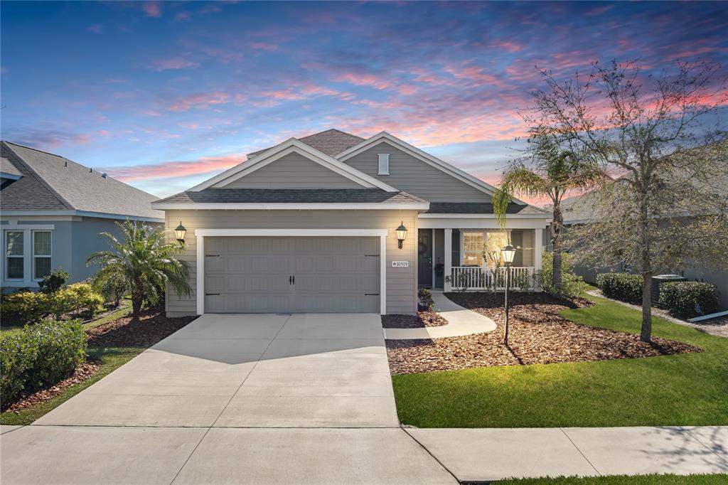 Picture of 10919 Blue Magnolia Lane, Parrish, FL 34219