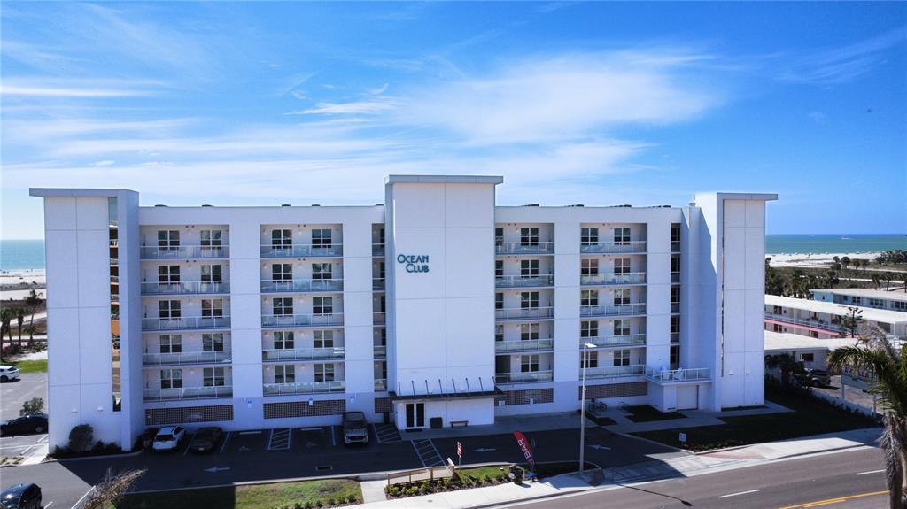 Picture of 11500 Gulf Boulevard Unit 613, St Petersburg, FL 33706