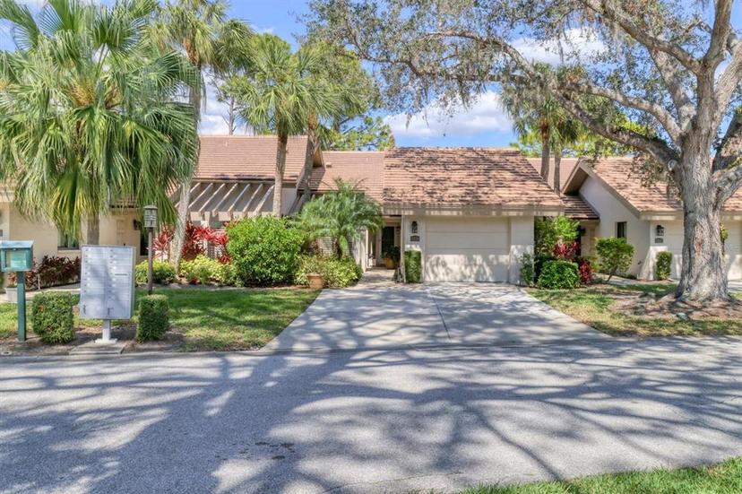 Picture of 3214 Sandleheath Unit 64, Sarasota FL 34235