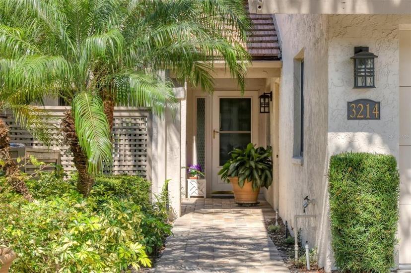 Picture of 3214 Sandleheath Unit 64, Sarasota FL 34235