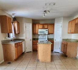 Picture of 2143 Tealwood Circle, Tavares, FL 32778