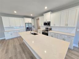 Picture of 814 E Bismark Street, Hernando, FL 34442