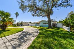 Picture of 5050 Venetian Boulevard Ne, St Petersburg, FL 33703