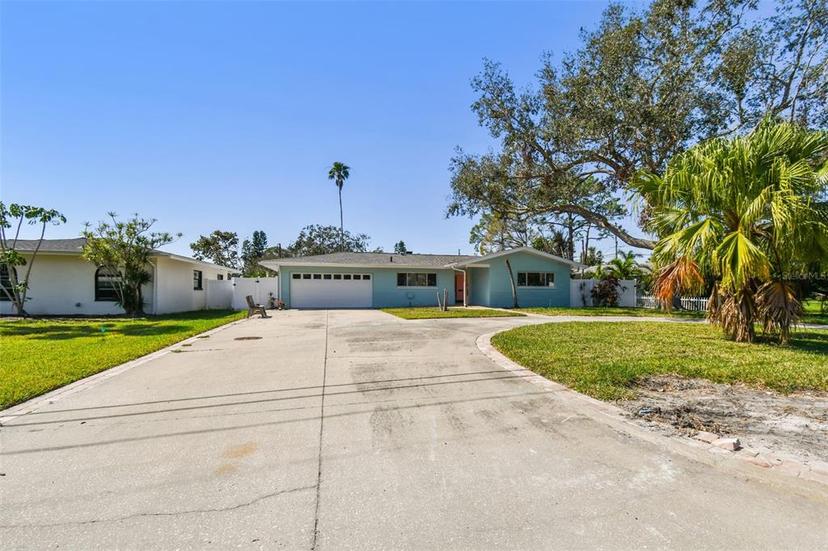 Picture of 5050 Venetian Boulevard Ne, St Petersburg FL 33703