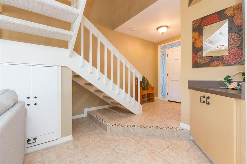 Picture of 903 Pinellas Bayway S Unit 102, St Petersburg FL 33715