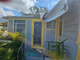 Picture of 110 52Nd Avenue Plaza W, Bradenton, FL 34207