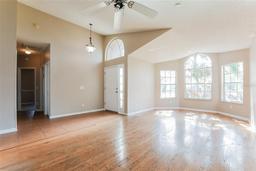 Picture of 1019 Royal Oaks Drive, Apopka, FL 32703