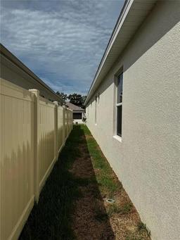 Picture of 1556 N River Circle, Tarpon Springs, FL 34689