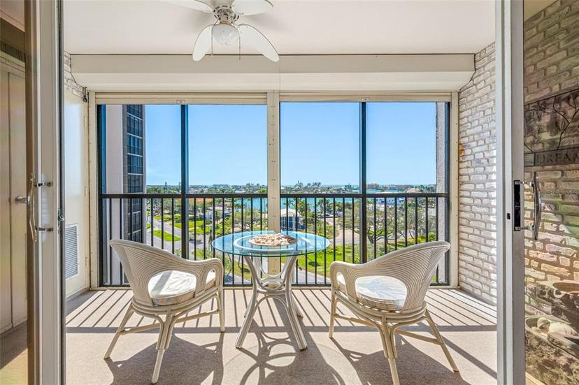 Picture of 10355 Paradise Boulevard Unit 614, Treasure Island FL 33706