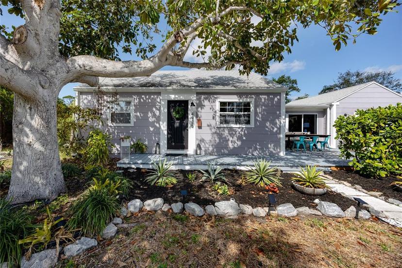 Picture of 4925 16Th Avenue N, St Petersburg FL 33710