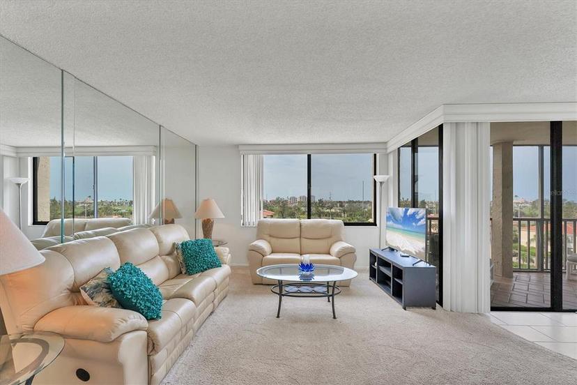 Picture of 6158 Palma Del Mar Boulevard S Unit 504, St Petersburg FL 33715
