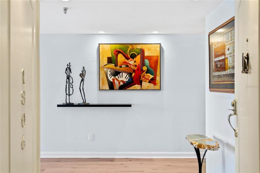 Picture of 3301 Bayshore Boulevard Unit 1806C, Tampa FL 33629