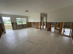 Picture of 1998 Cove Drive, Largo, FL 33774