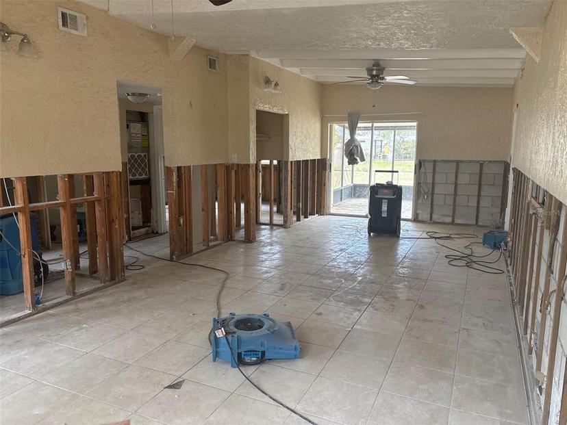 Picture of 411 Shore Drive E, Oldsmar FL 34677