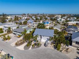 Picture of 9 Palm Harbor Drive, Holmes Beach, FL 34217