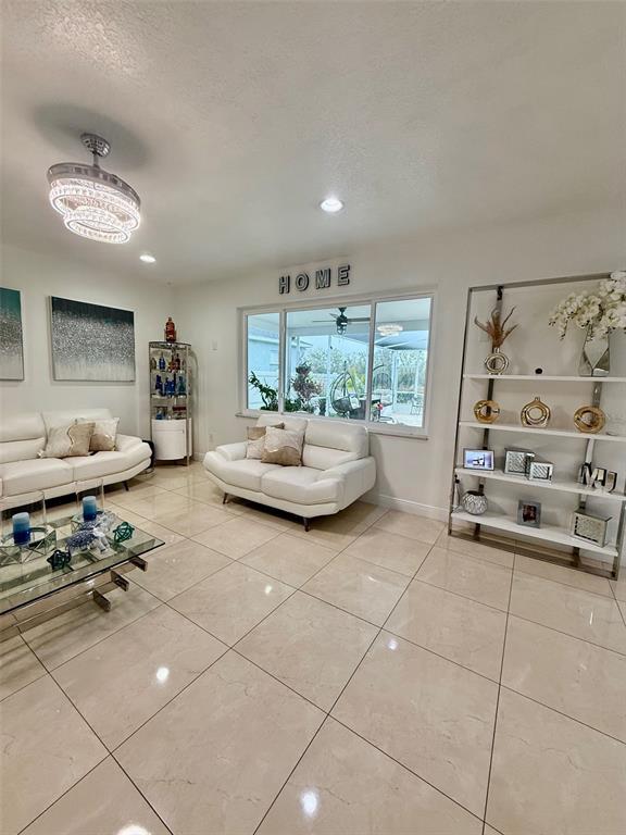 Picture of 2480 Brownwood Drive, Mulberry FL 33860