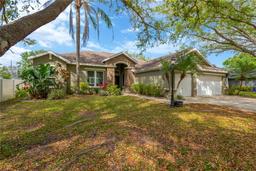 Picture of 1166 Lumsden Trace Circle, Valrico, FL 33594