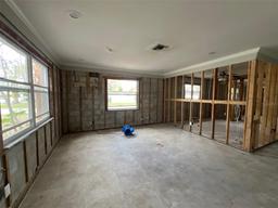 Picture of 4247 Helena Street Ne, St Petersburg, FL 33703