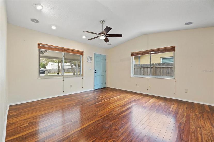 Picture of 7041 73Rd Street N, Pinellas Park FL 33781
