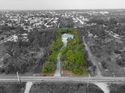 Picture of 150 N Oxford Drive, Englewood, FL 34223
