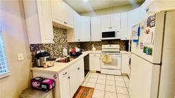 Picture of 419 Cierra Oaks Circle, Lady Lake, FL 32159