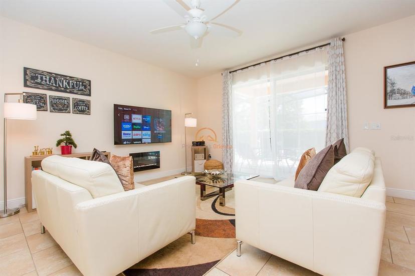 Picture of 5384 Oakbourne Avenue, Davenport FL 33837
