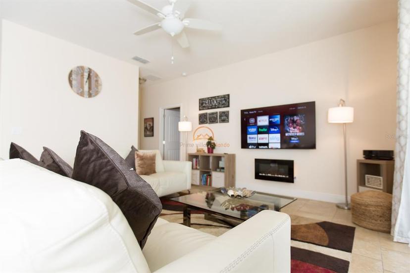 Picture of 5384 Oakbourne Avenue, Davenport FL 33837