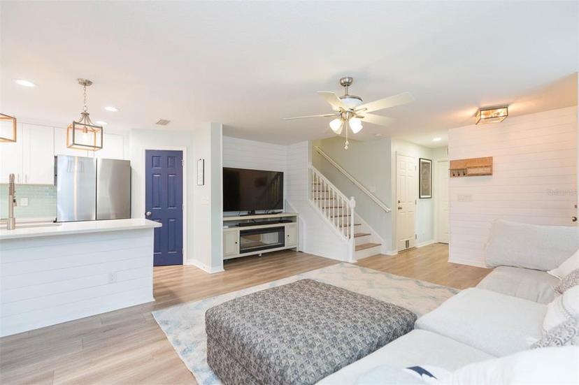 Picture of 10906 Kensington Park Avenue, Riverview FL 33578