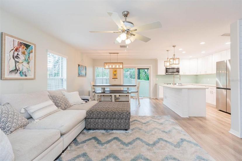 Picture of 10906 Kensington Park Avenue, Riverview FL 33578