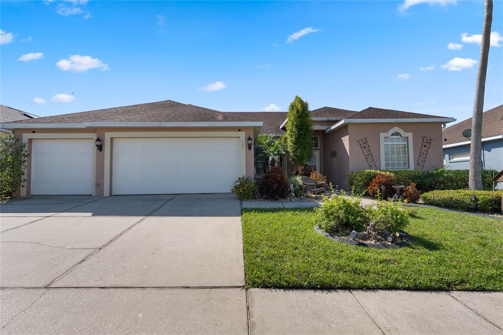 Picture of 141 Prestwick Drive, Davenport, FL 33897
