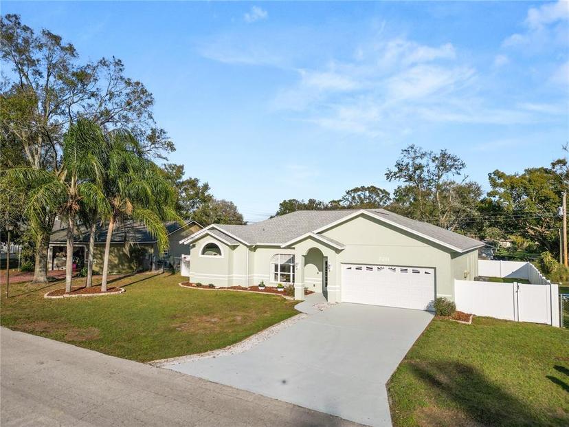 Picture of 7211 Scenic Hills Boulevard, Lakeland FL 33810