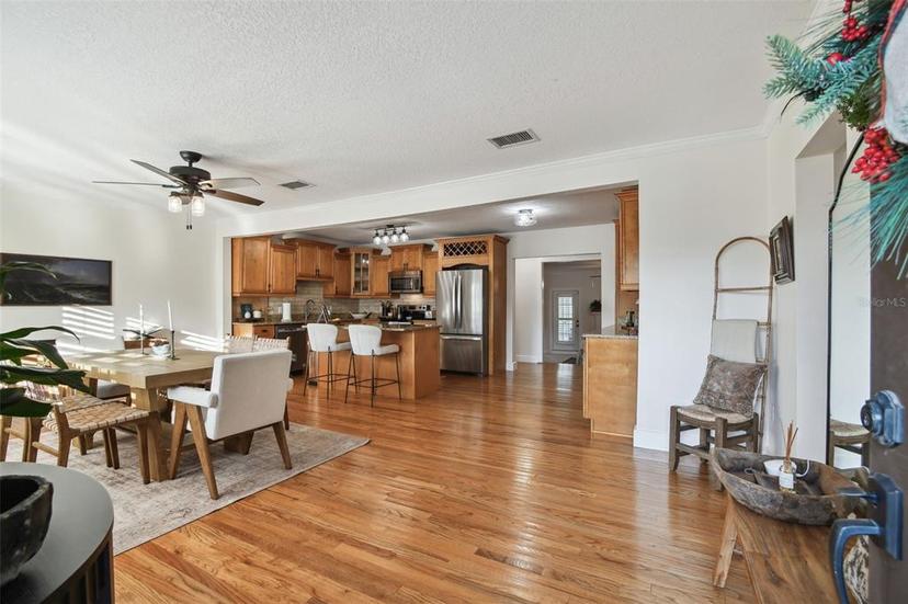 Picture of 308 S Arrawana Avenue, Tampa FL 33609