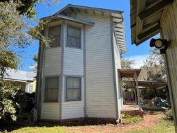 Picture of 214 NE 6Th Street, Gainesville, FL 32601