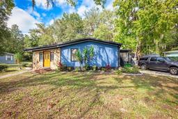Picture of 102 Cody Drive, Satsuma, FL 32189