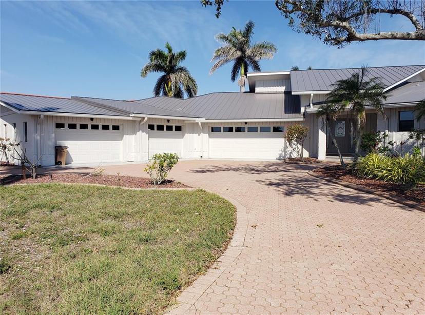 Picture of 1520 Columbian Drive, Punta Gorda FL 33950
