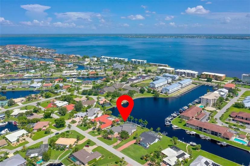 Picture of 1520 Columbian Drive, Punta Gorda FL 33950