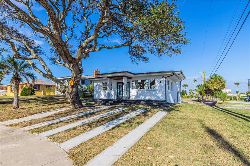 Picture of 2061 S Peninsula Drive, Daytona Beach FL 32118