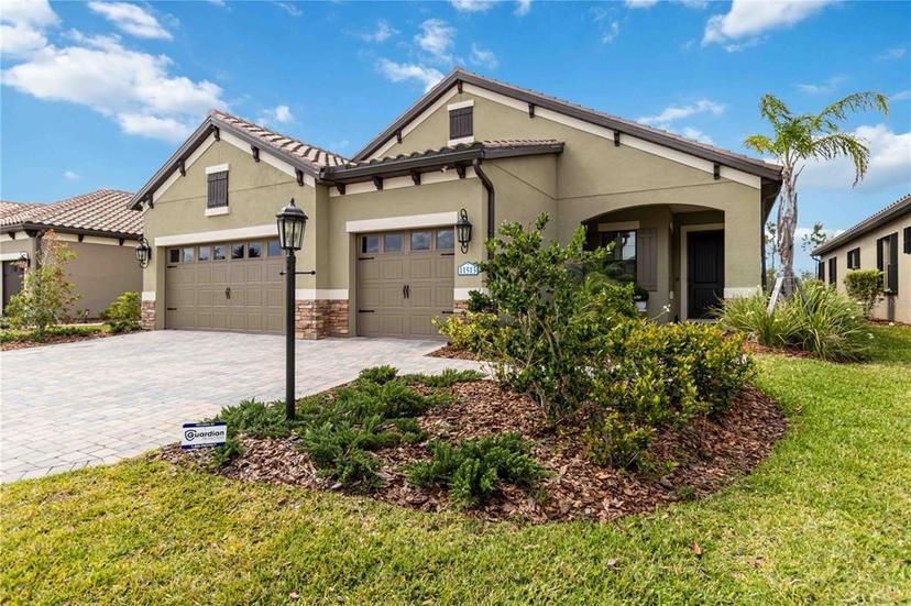 Picture of 11513 Trailwood Drive, Venice FL 34293